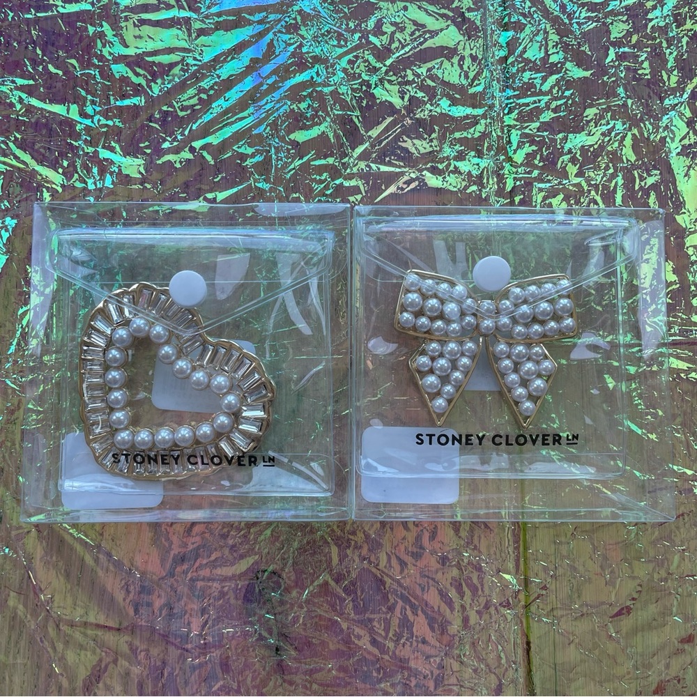 🆕 Stoney Clover Lane Gold Pearl & Crystal Open Heart & Bow Brooches - Set of 2